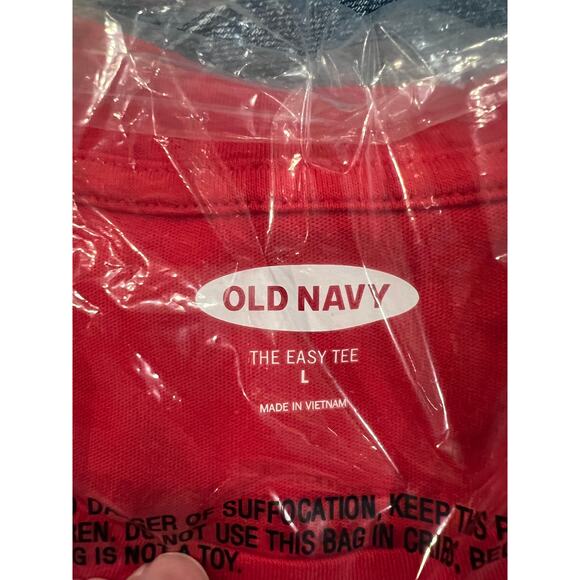 NWT Old Navy Women's Red Loose Stand for Freedom T-Shirt - Picture 2 of 7